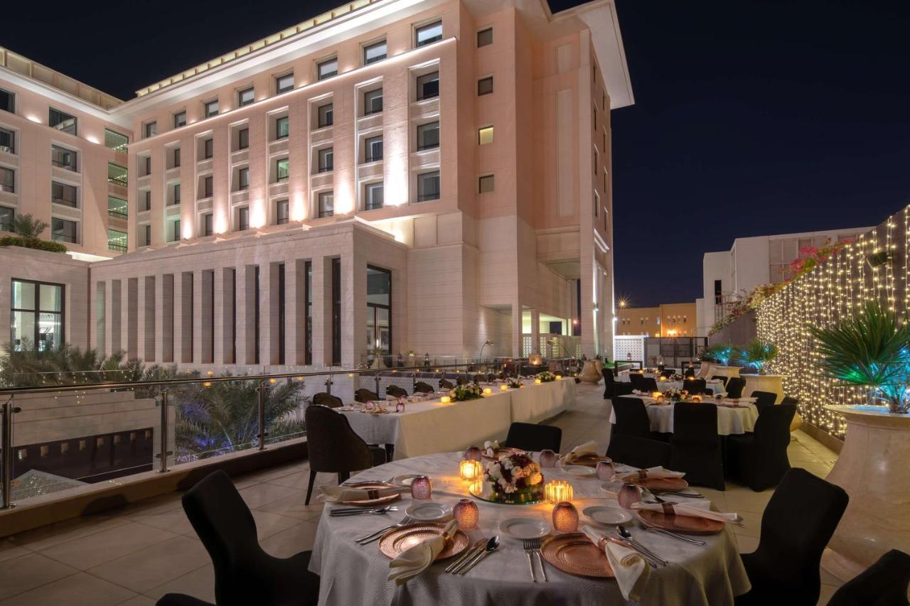 马斯喀特雷迪森霍尔木兹大酒店酒店 外观 照片 The Westin Abu Dhabi