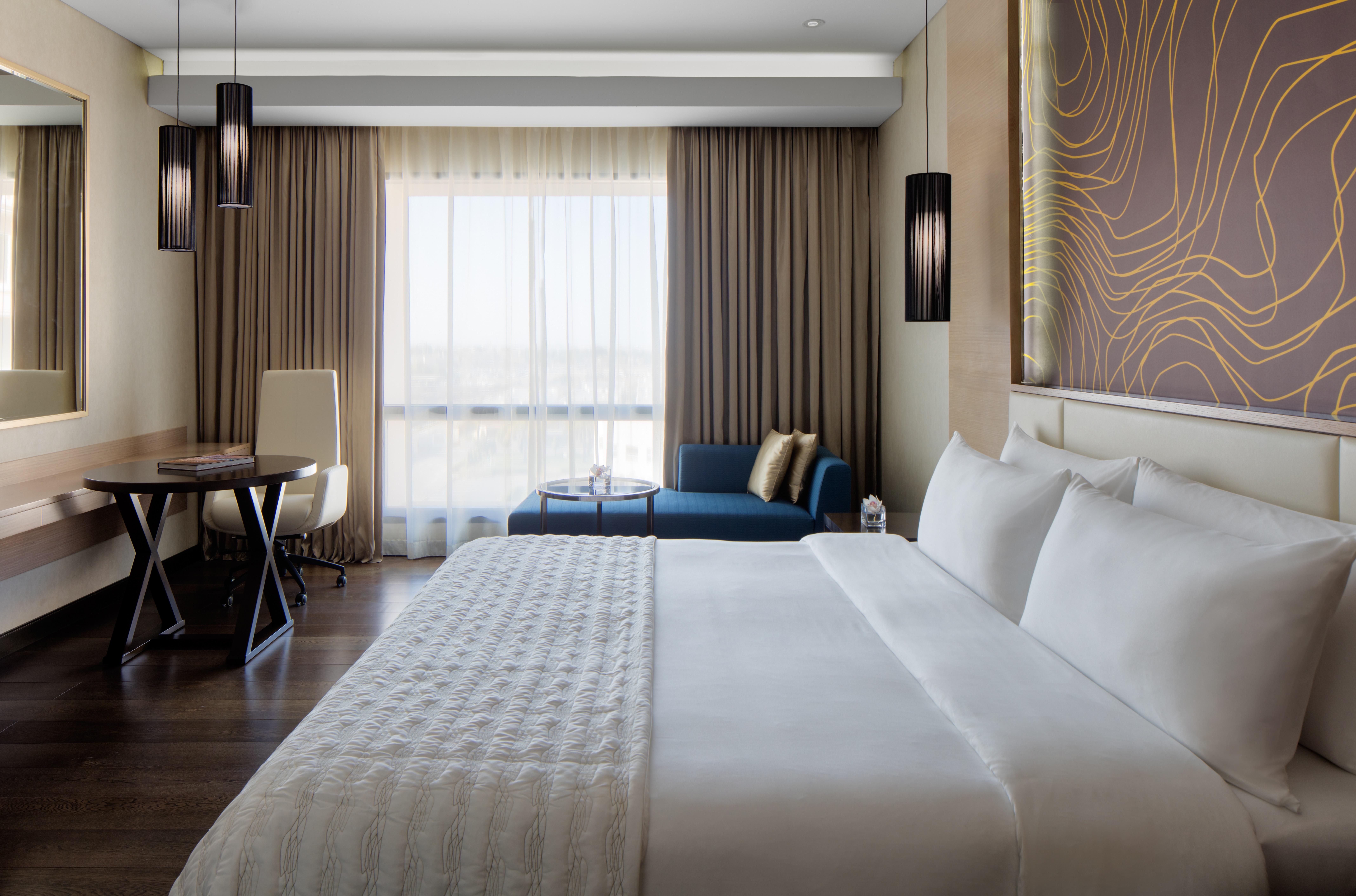 马斯喀特雷迪森霍尔木兹大酒店酒店 外观 照片 A guest room at the Westin Hyderabad